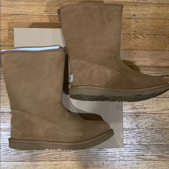 UGG K LIL SUNSHINE - Picture 1 of 4